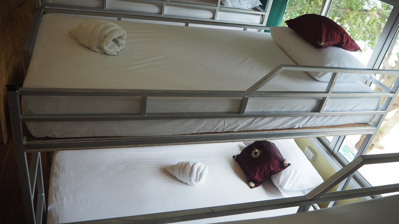 Chaokoh Phi Phi Hostel Esterno foto