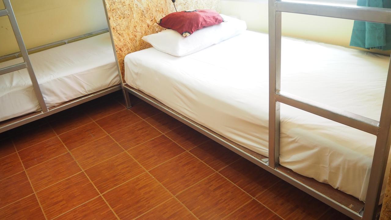 Chaokoh Phi Phi Hostel Esterno foto