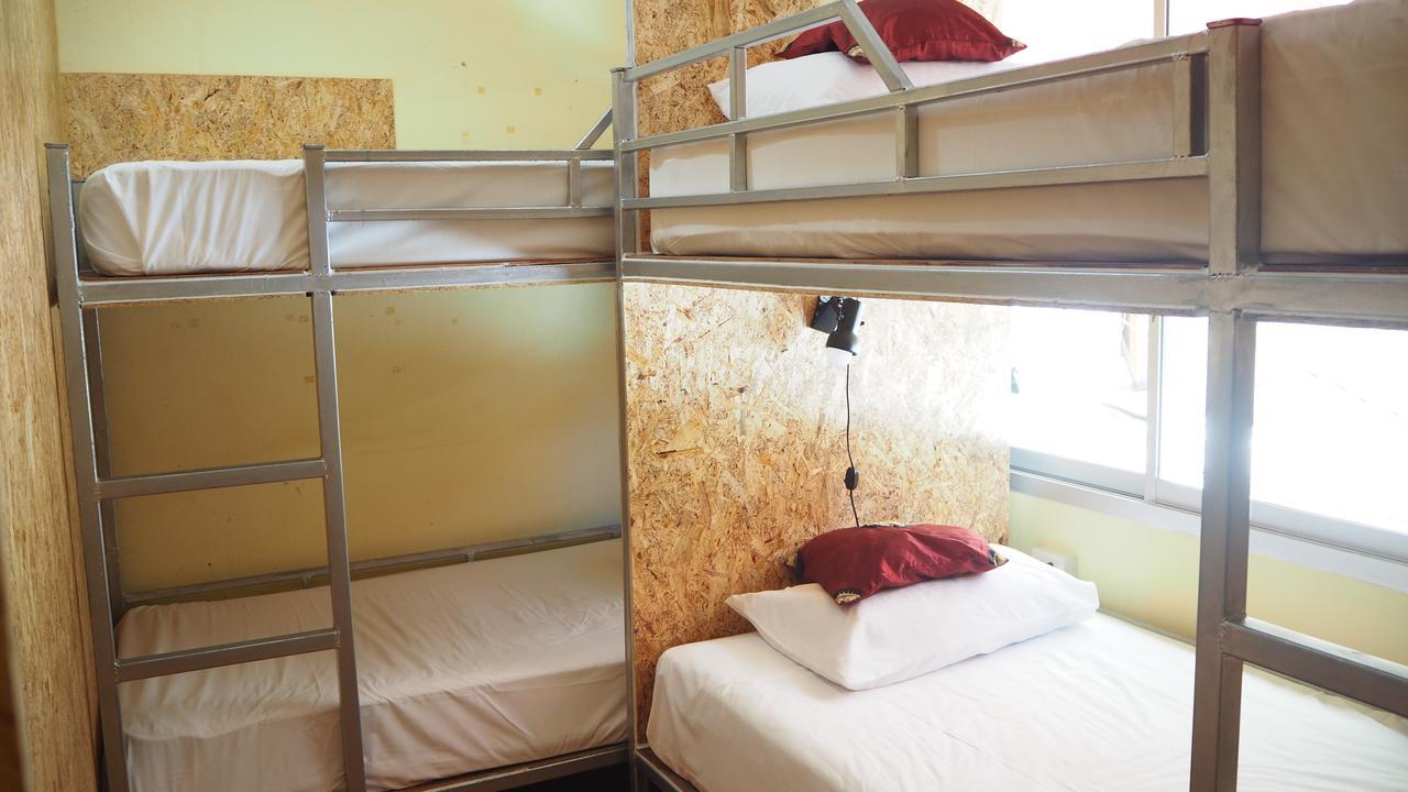 Chaokoh Phi Phi Hostel Esterno foto