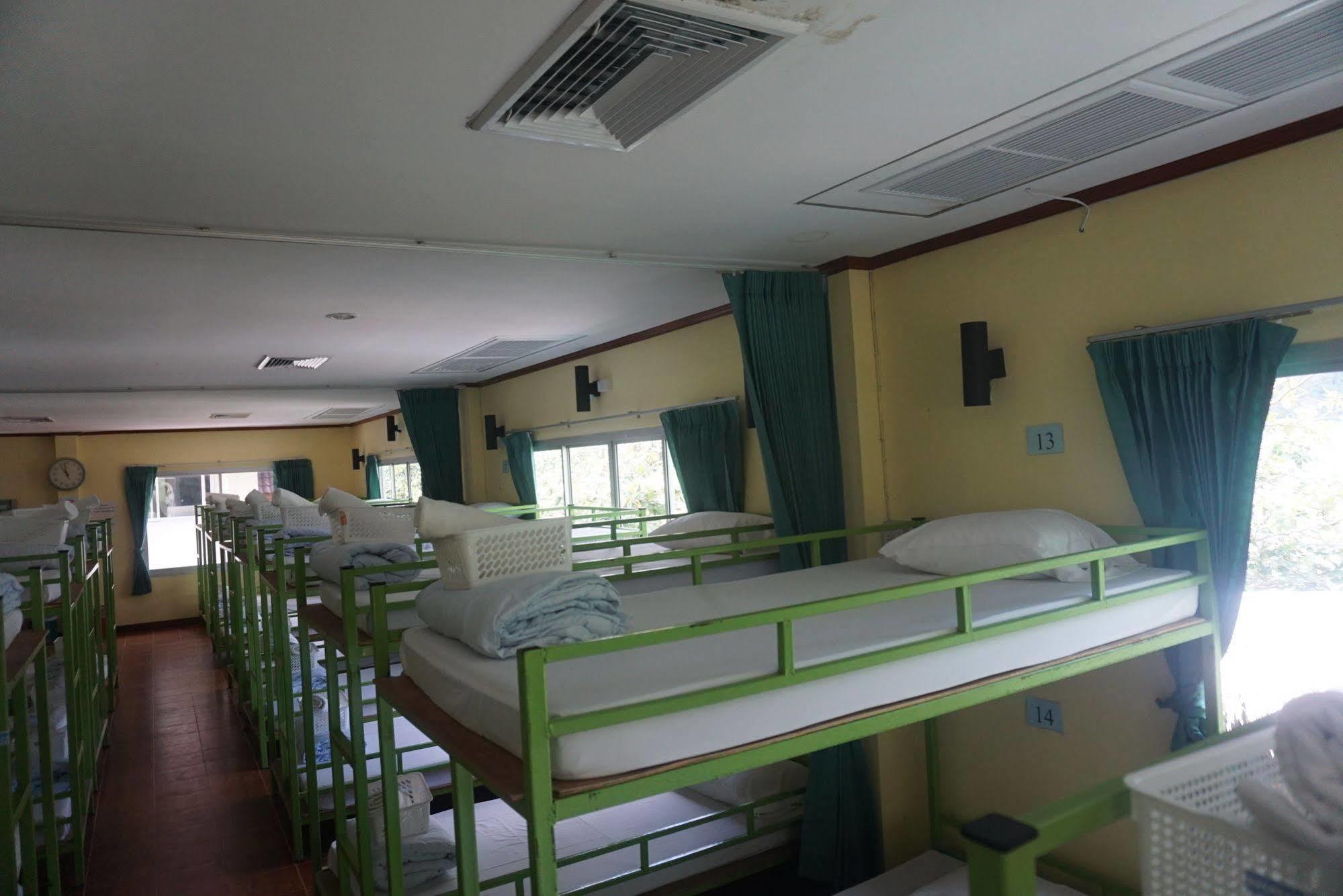 Chaokoh Phi Phi Hostel Esterno foto